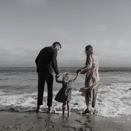 7. UDRŽIAVANIE DOBRÝCH RODINNÝCH VZŤAHOV